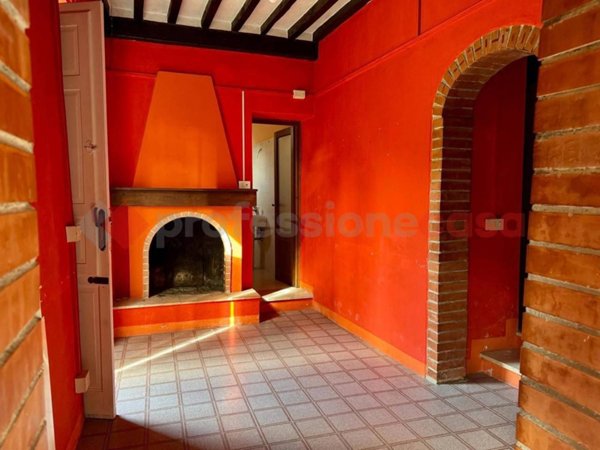 casa indipendente in vendita a Borgo a Mozzano in zona Valdottavo