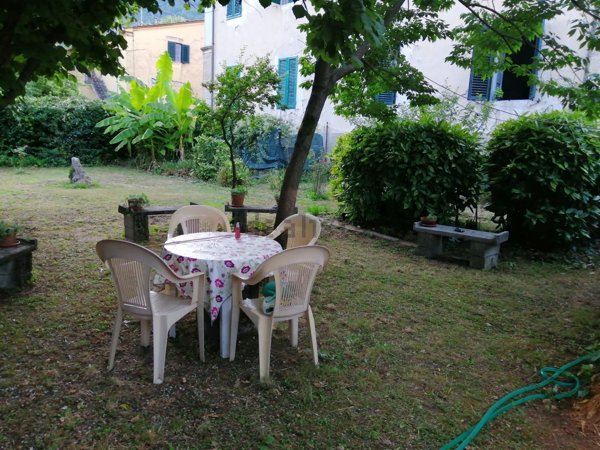 casa indipendente in vendita a Borgo a Mozzano in zona Diecimo