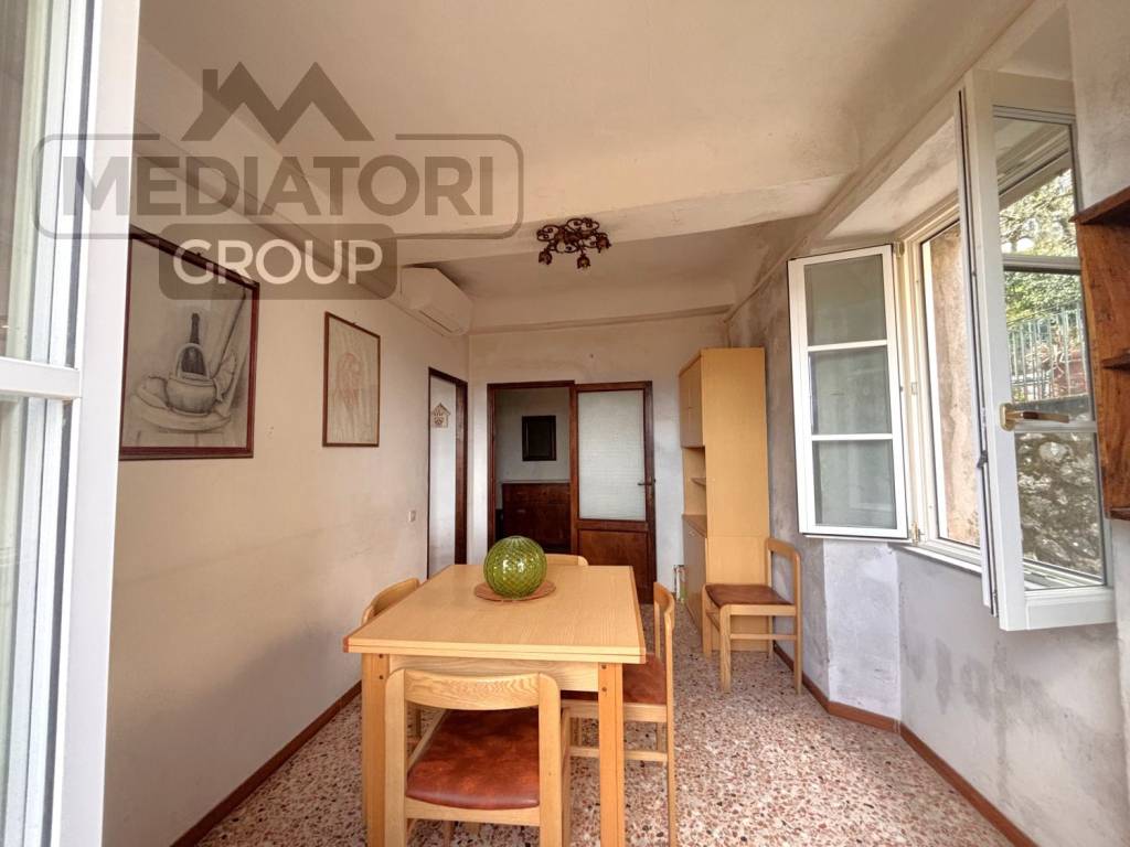 casa indipendente in vendita a Borgo a Mozzano in zona Cune