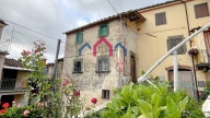 casa indipendente in vendita a Borgo a Mozzano in zona Cune