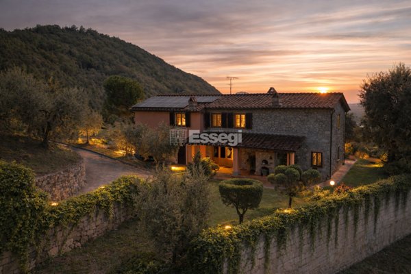 casale in vendita a Borgo a Mozzano in zona Valdottavo