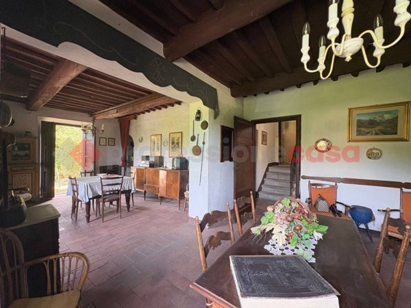 casa indipendente in vendita a Borgo a Mozzano