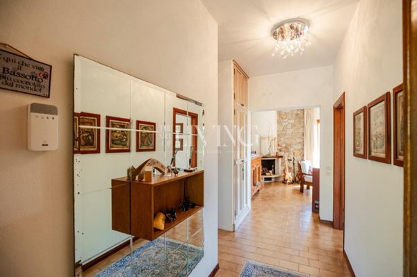 casa indipendente in vendita a Borgo a Mozzano in zona Valdottavo