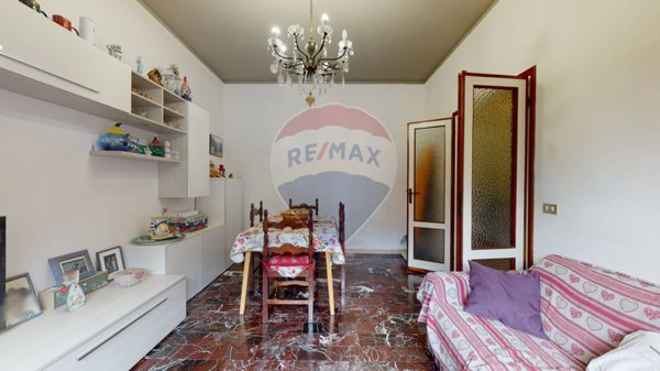 casa semindipendente in vendita a Camaiore