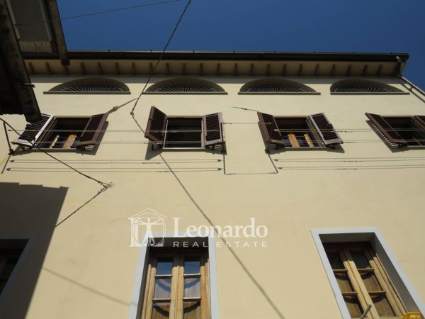 casa indipendente in vendita a Camaiore in zona Vado