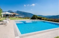 casa indipendente in vendita a Camaiore