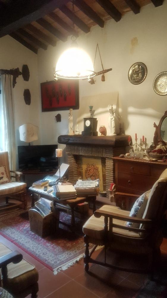 casa indipendente in vendita a Camaiore in zona Pieve di Camaiore