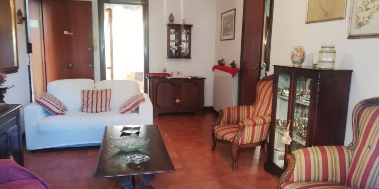 appartamento in vendita a Camaiore in zona Lido di Camaiore