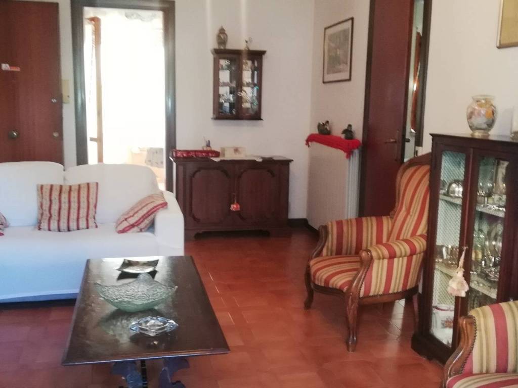 appartamento in vendita a Camaiore in zona Lido di Camaiore