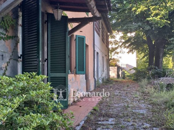 casa indipendente in vendita a Camaiore