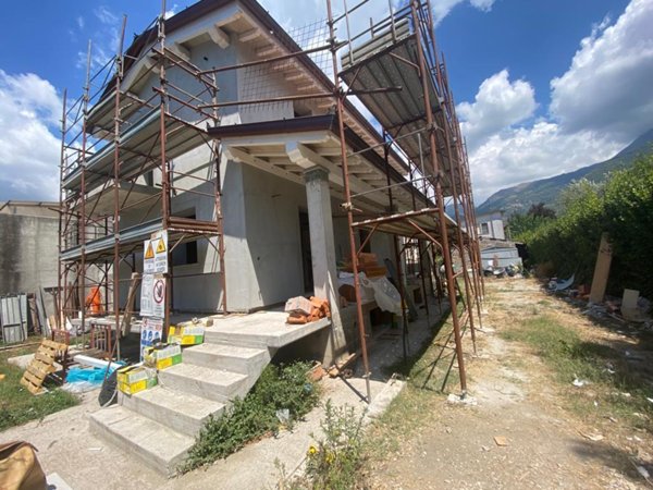 casa indipendente in vendita a Camaiore