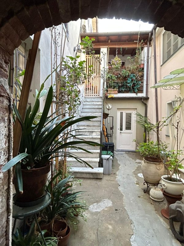 casa indipendente in vendita a Camaiore in zona Lido di Camaiore