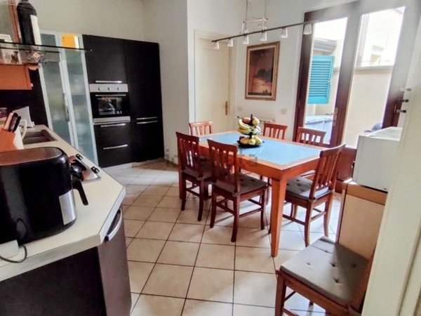 appartamento in vendita a Camaiore in zona Lido di Camaiore