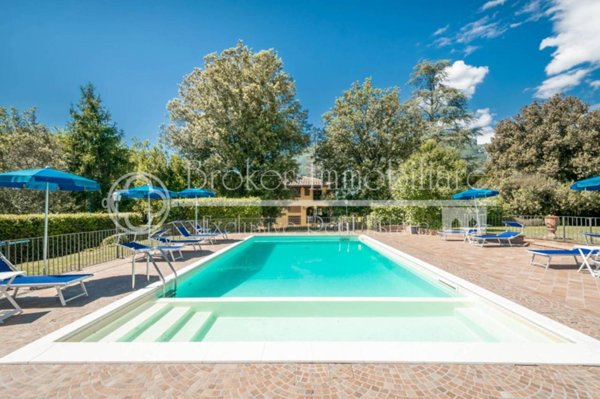 casa indipendente in vendita a Camaiore