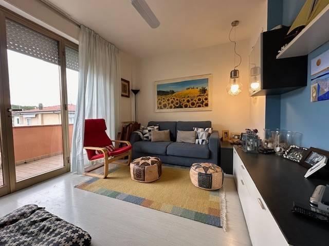 appartamento in vendita a Camaiore in zona Lido di Camaiore
