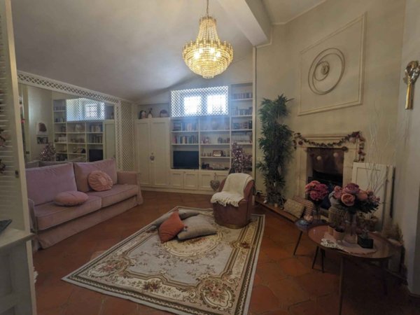 appartamento in vendita a Camaiore in zona Lido di Camaiore