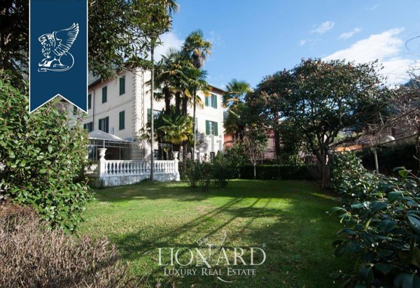 casa indipendente in vendita a Camaiore