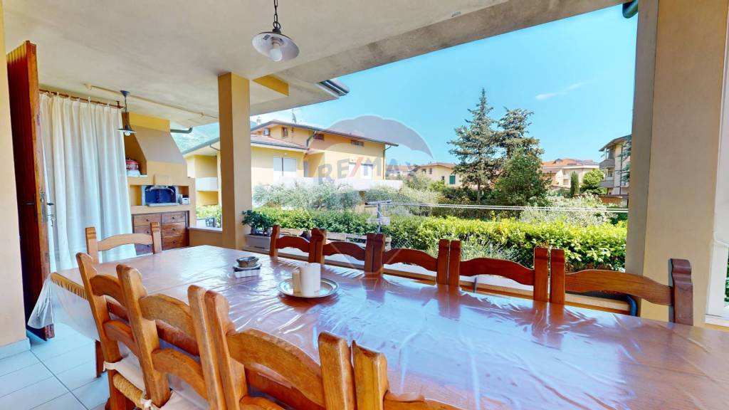 casa indipendente in vendita a Camaiore