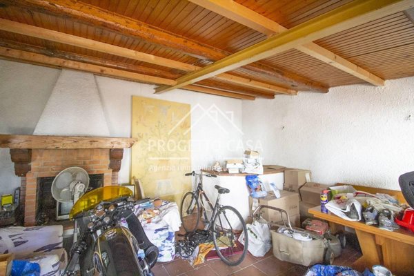 casa indipendente in vendita a Camaiore in zona Lido di Camaiore