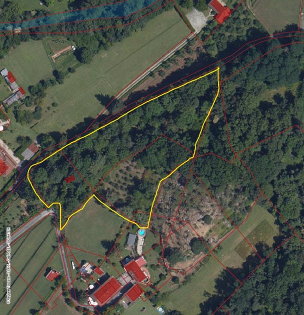 terreno agricolo in vendita a Camaiore in zona Vado