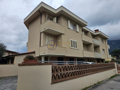 appartamento in vendita a Camaiore