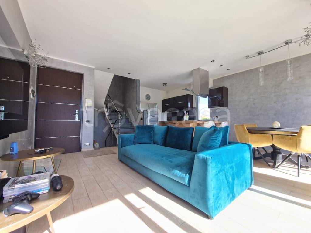 casa indipendente in vendita a Camaiore in zona Lido di Camaiore
