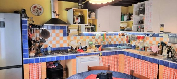casa indipendente in vendita a Camaiore