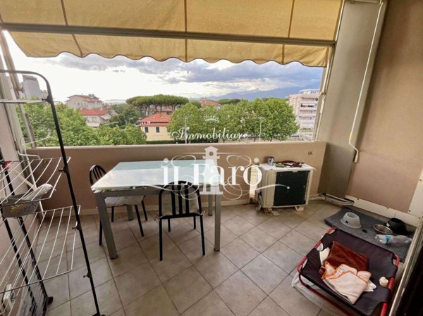 appartamento in vendita a Camaiore in zona Lido di Camaiore