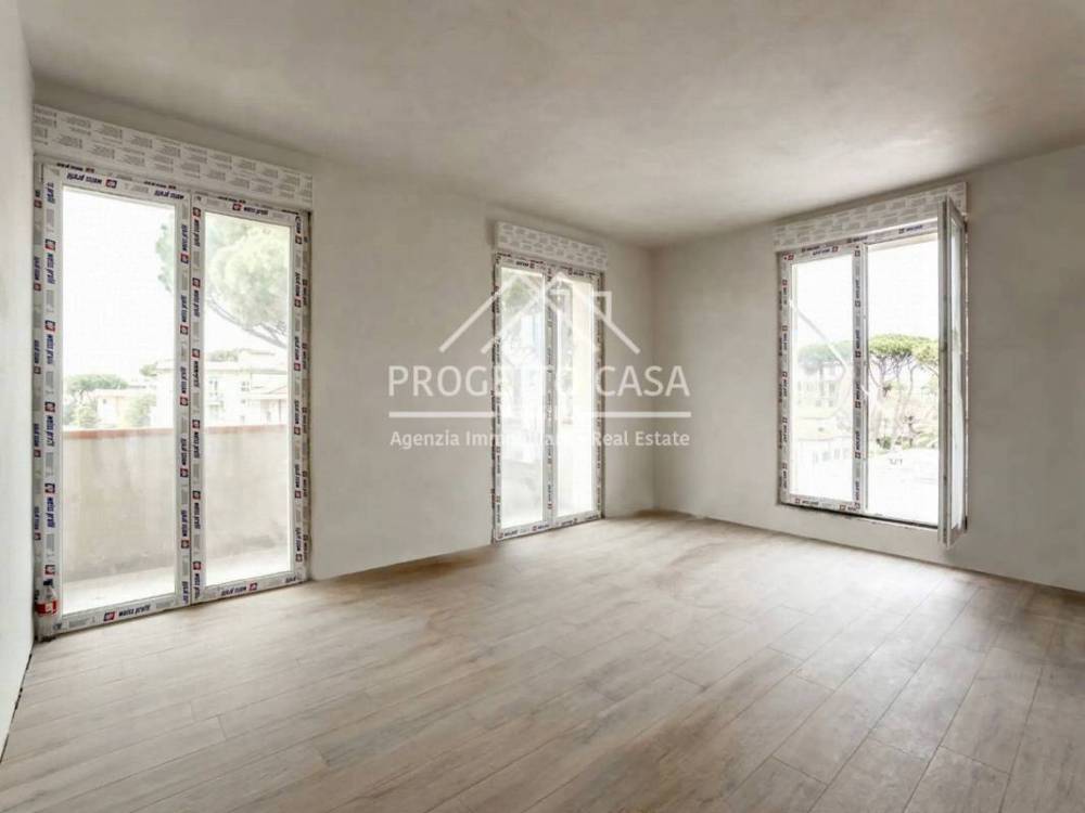 appartamento in vendita a Camaiore in zona Lido di Camaiore