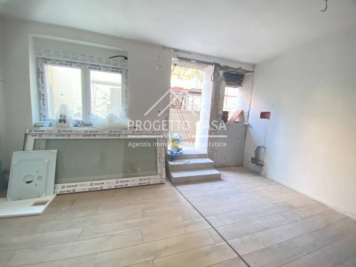 appartamento in vendita a Camaiore in zona Lido di Camaiore