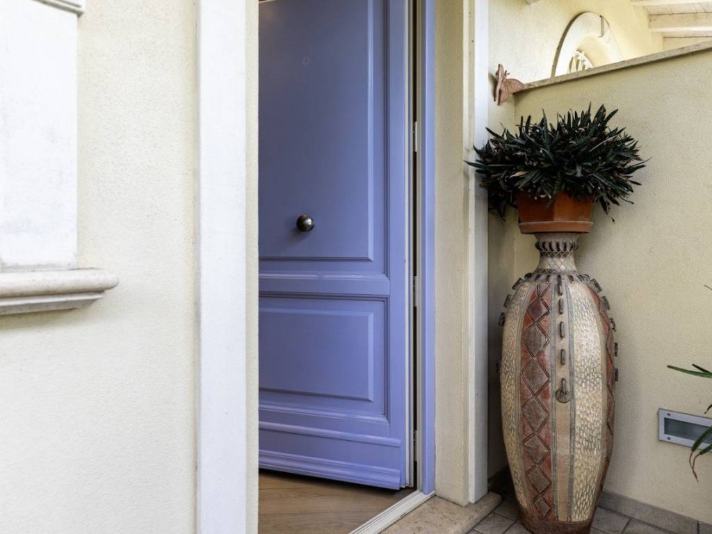 casa indipendente in vendita a Camaiore in zona Lido di Camaiore