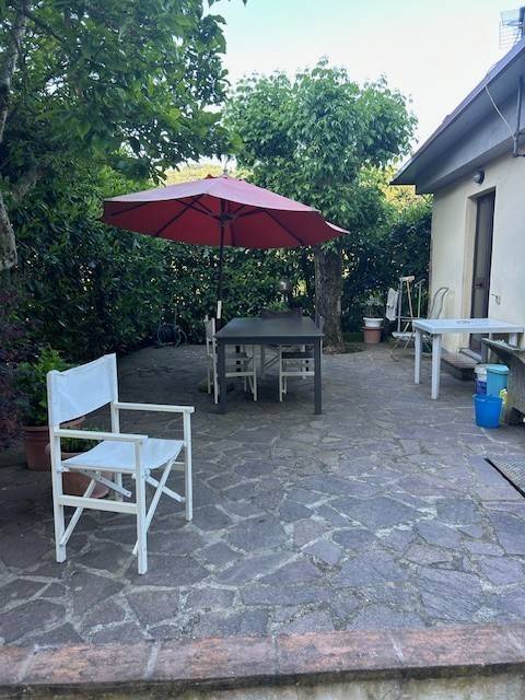 casa indipendente in vendita a Camaiore in zona Marignana