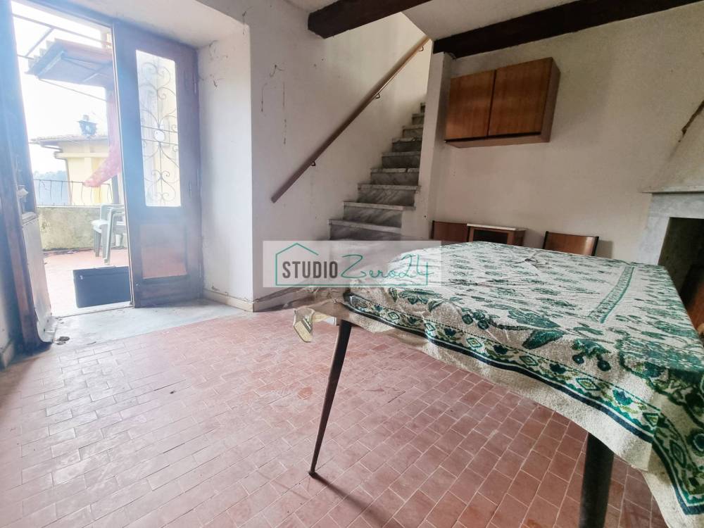 casa indipendente in vendita a Camaiore in zona Gombitelli