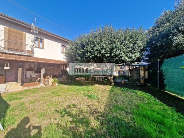 casa indipendente in vendita a Camaiore