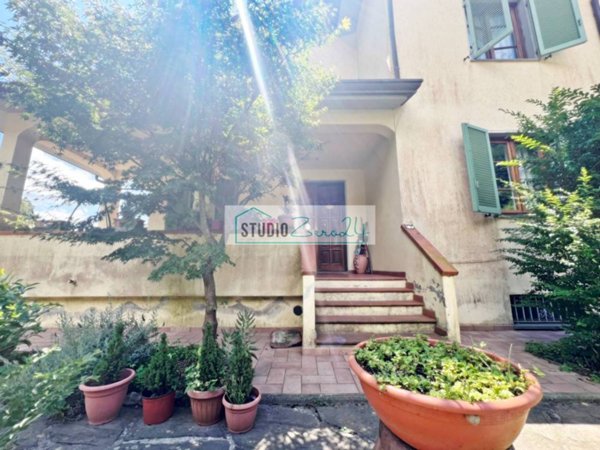casa indipendente in vendita a Camaiore
