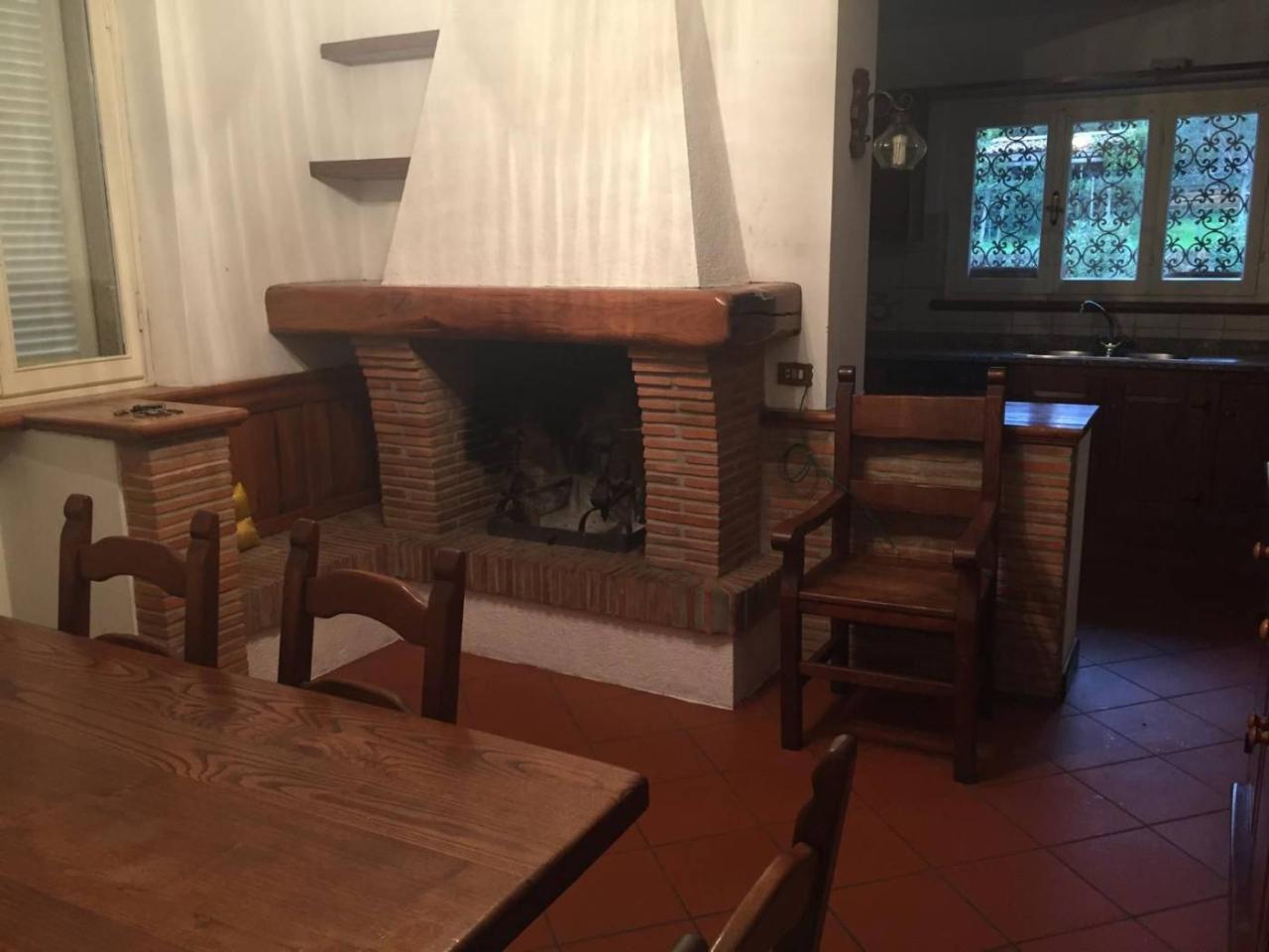 casa indipendente in vendita a Camaiore