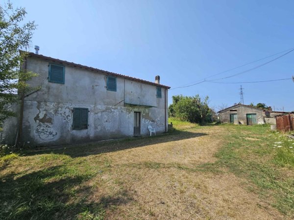 casa indipendente in vendita a Camaiore