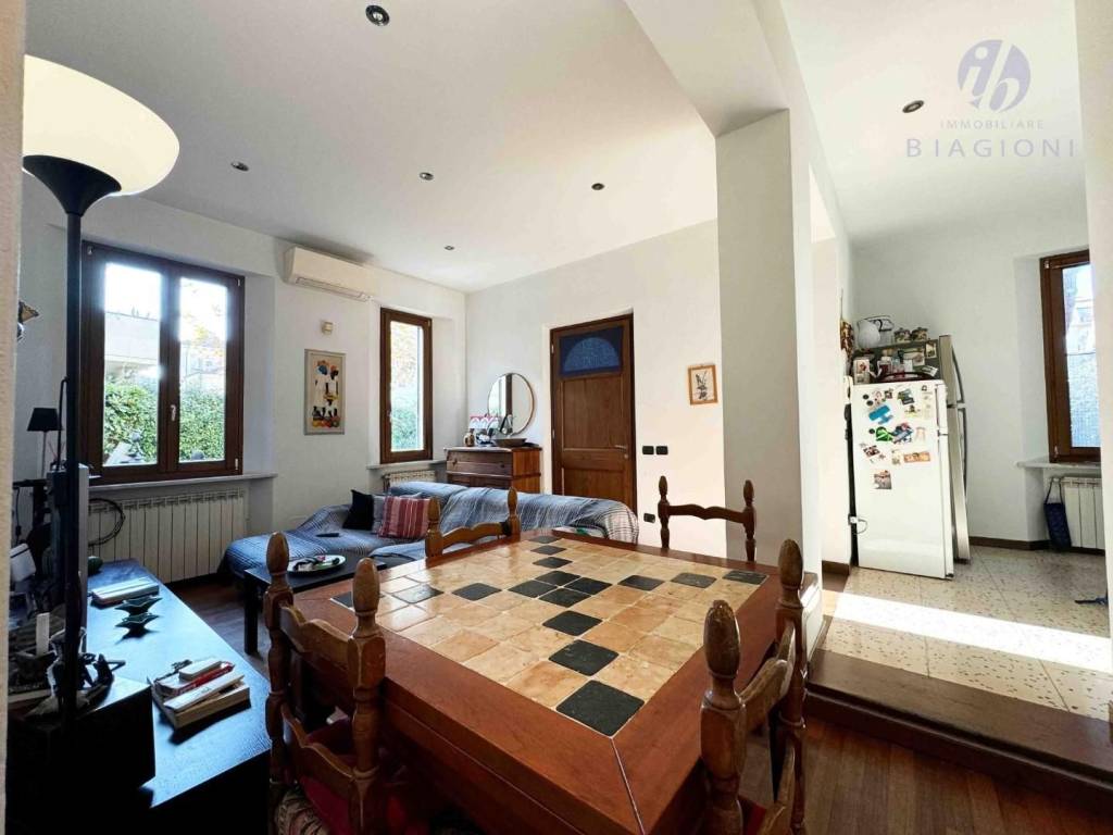 appartamento in vendita a Camaiore in zona Lido di Camaiore