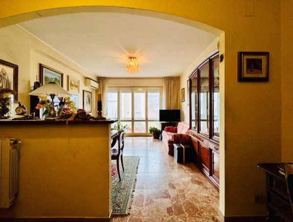 appartamento in vendita a Camaiore in zona Lido di Camaiore