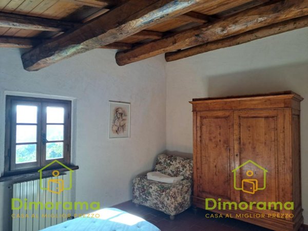 appartamento in vendita a Camaiore in zona Santa Maria Albiano