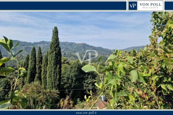 casa indipendente in vendita a Camaiore in zona Metato