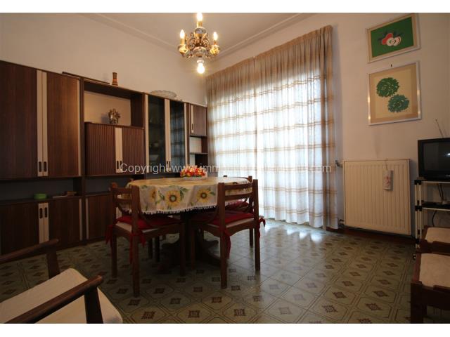 appartamento in vendita a Camaiore in zona Lido di Camaiore