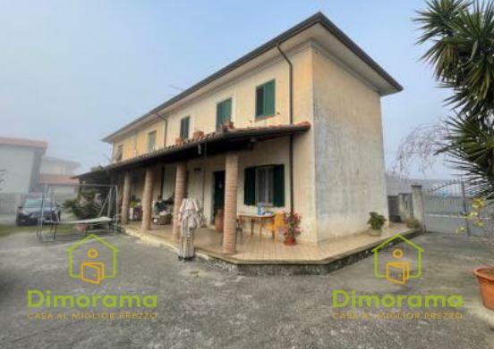casa indipendente in vendita a Camaiore