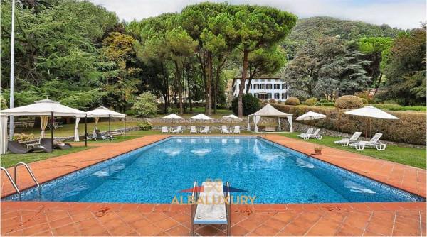 villa in vendita a Camaiore in zona Secco