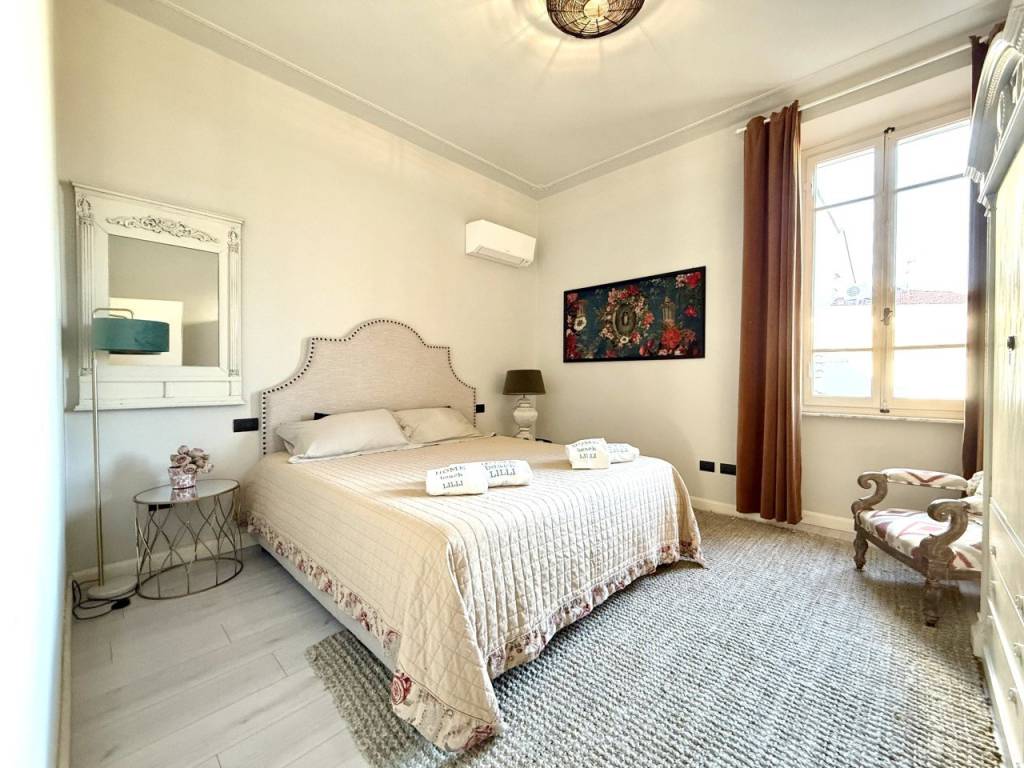 casa indipendente in vendita a Camaiore in zona Lido di Camaiore