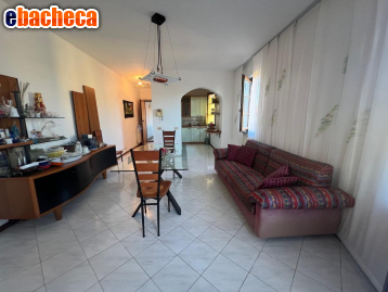 appartamento in vendita a Camaiore in zona Lido di Camaiore
