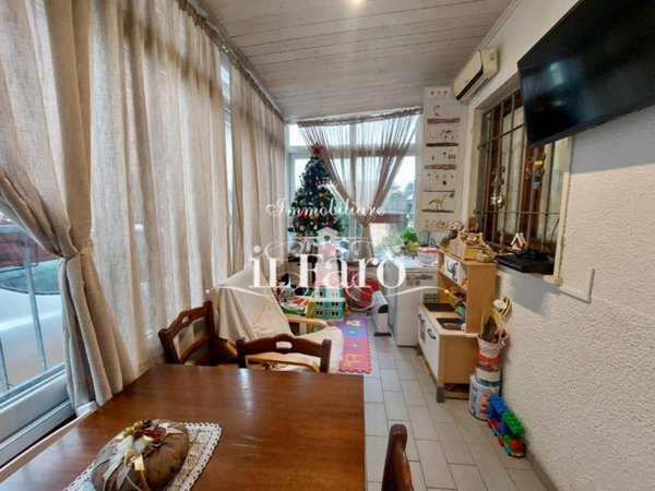 casa indipendente in vendita a Camaiore