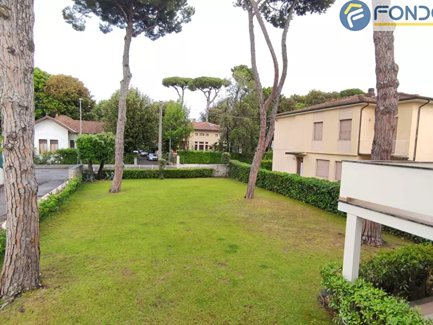 casa indipendente in vendita a Camaiore in zona Lido di Camaiore