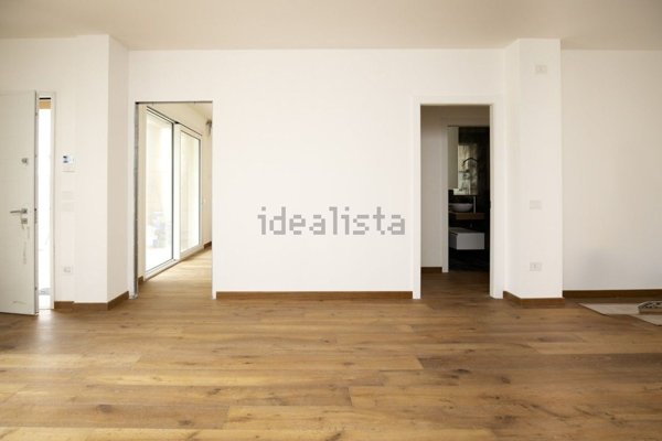 appartamento in vendita a Camaiore in zona Lido di Camaiore