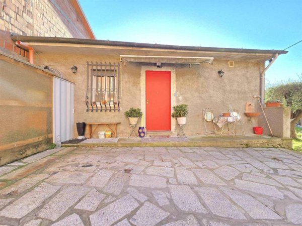 casa indipendente in vendita a Camaiore